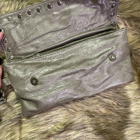 NWT Grey super cute roomy wristlet - Picture 2 of 4